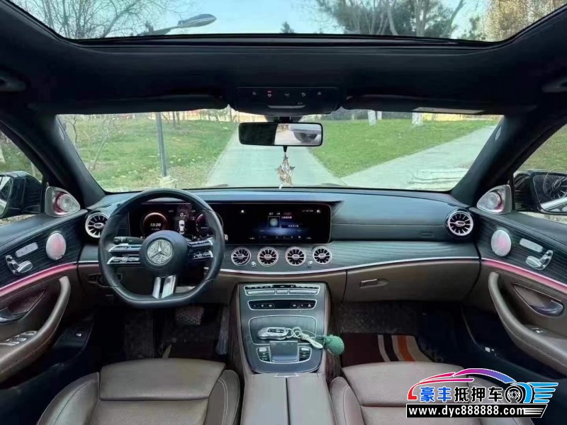 22年奔驰E轿车抵押车出售