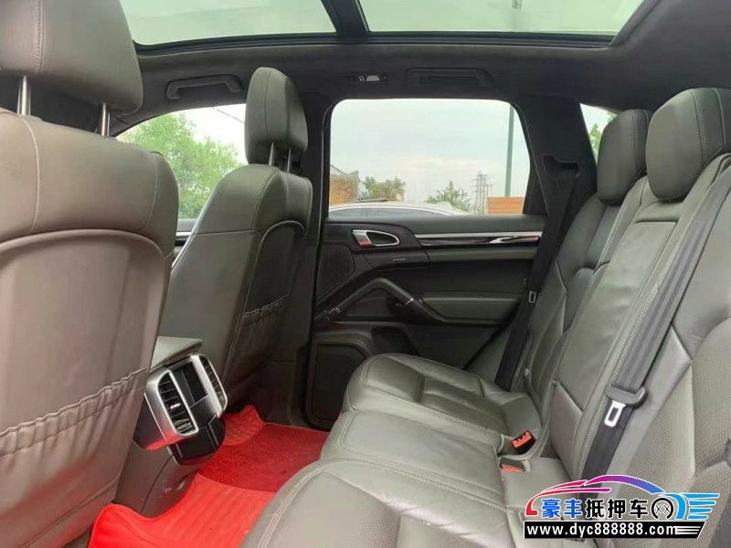 18年保时捷卡宴SUV抵押车出售