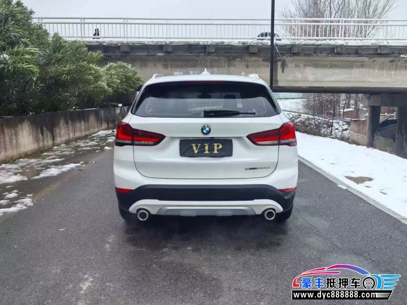 21年宝马X1轿车抵押车出售