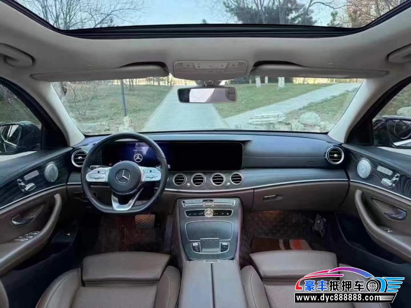 20年奔驰E轿车抵押车出售