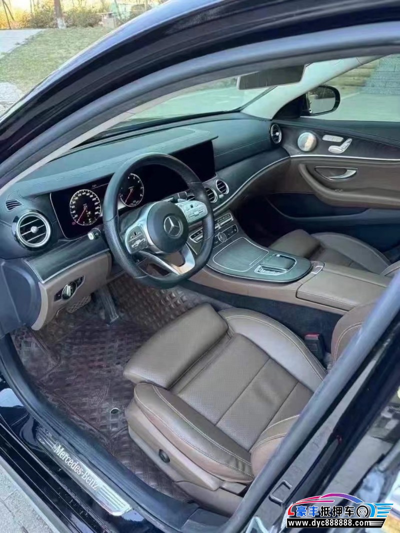 20年奔驰E轿车抵押车出售