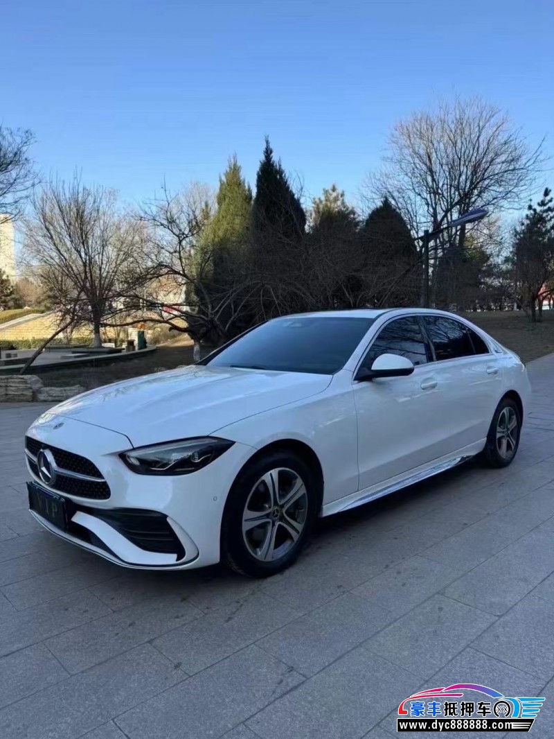 22年奔驰C轿车抵押车出售
