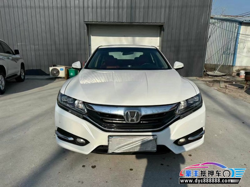 16年本田思铂睿轿车抵押车出售