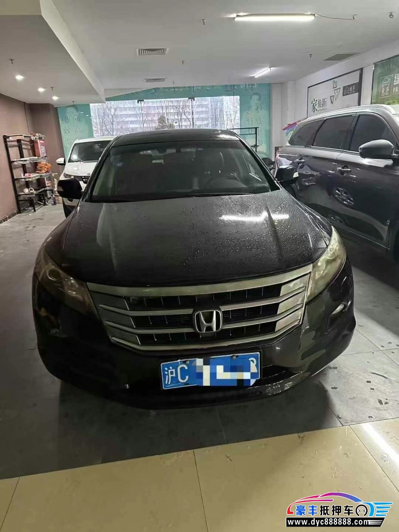 13年本田歌诗图轿车抵押车出售