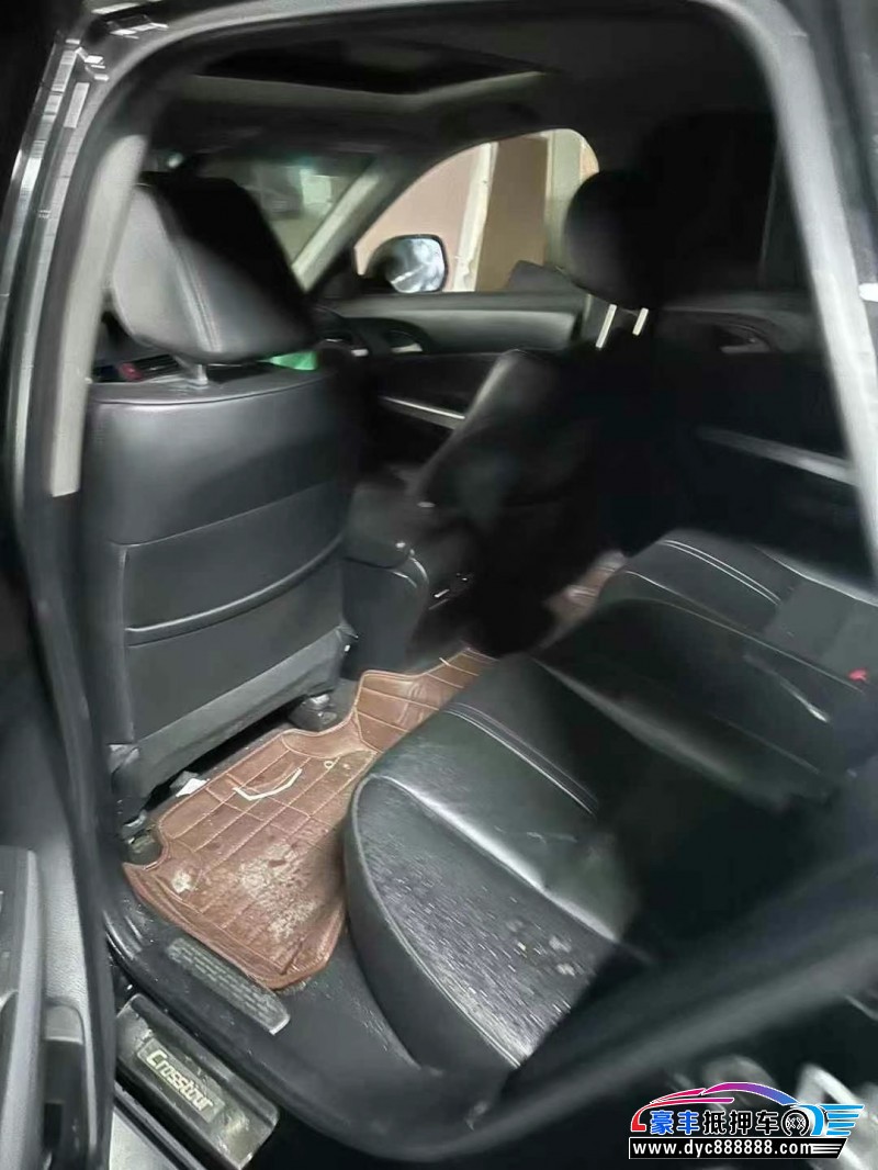 13年本田歌诗图轿车抵押车出售