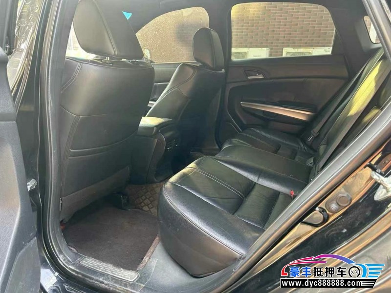 13年本田歌诗图轿车抵押车出售