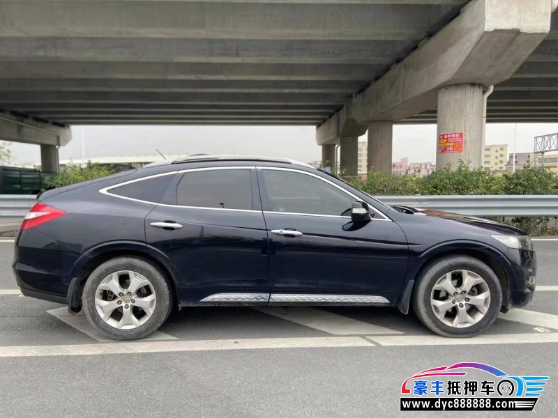 14年本田歌诗图轿车抵押车出售