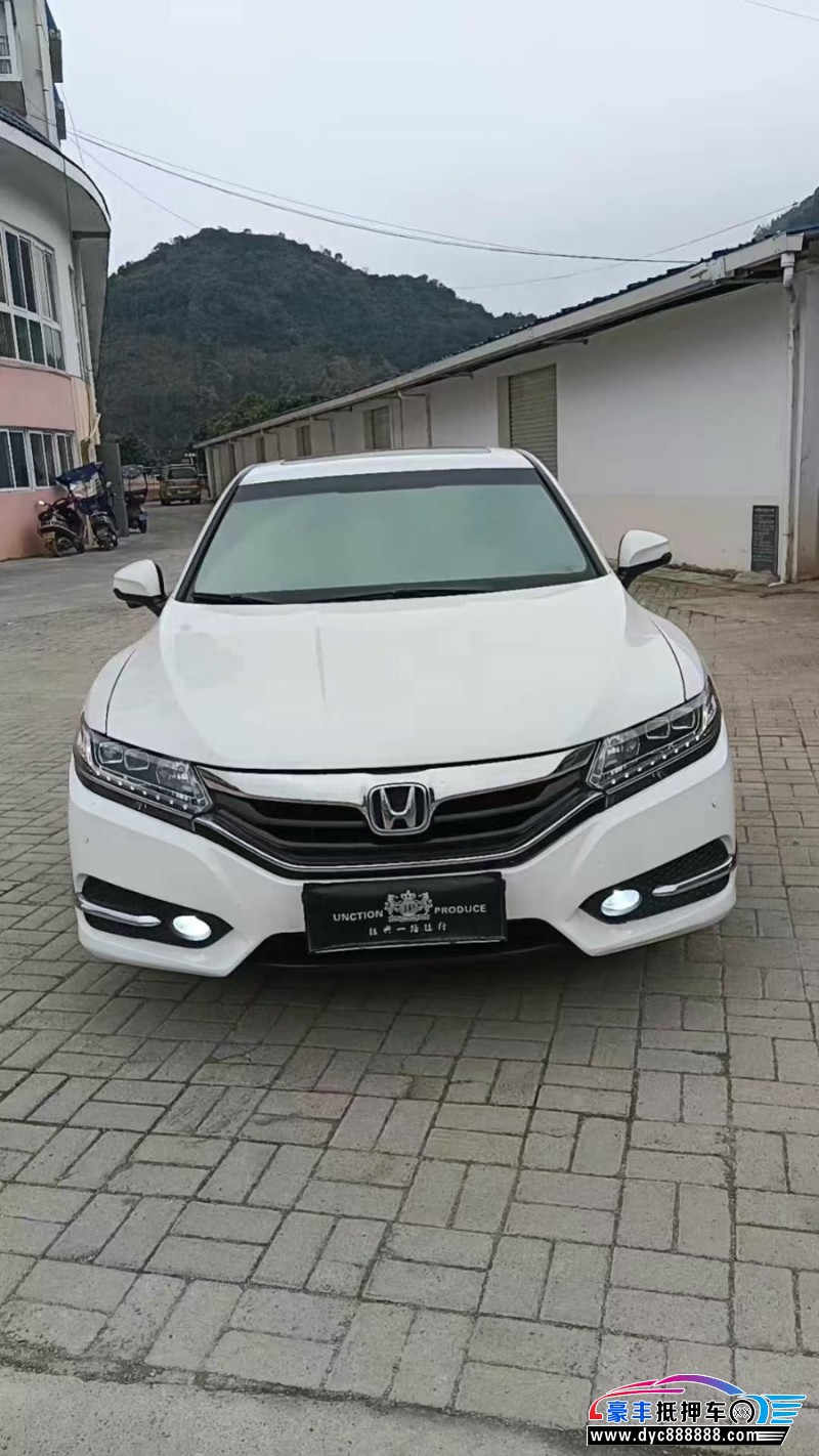 17年本田思铂睿轿车抵押车出售