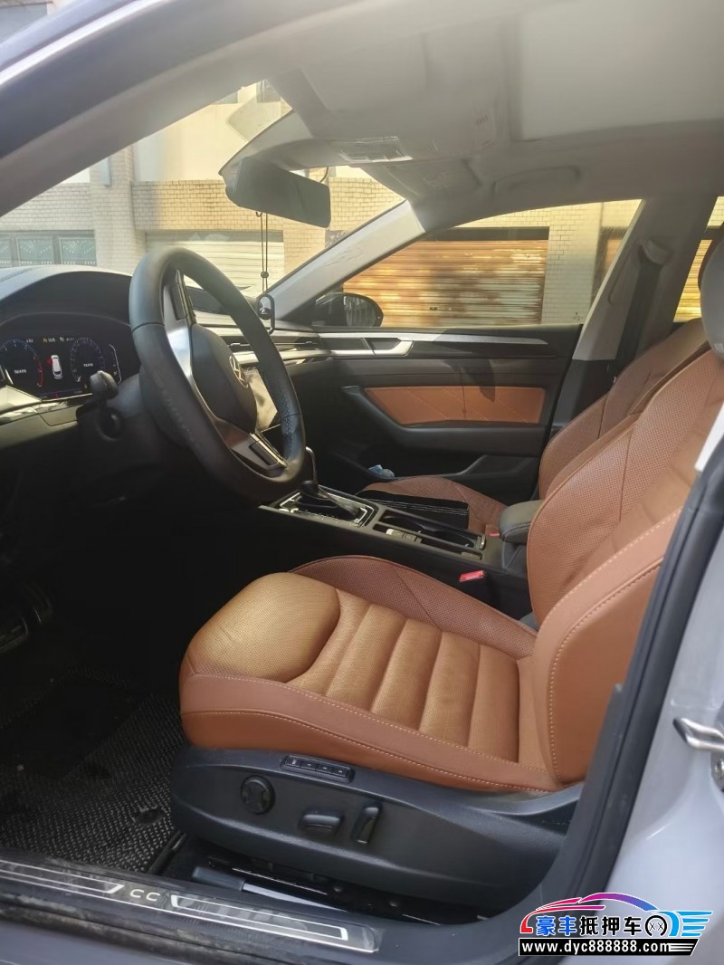 22年大众CC轿车抵押车出售