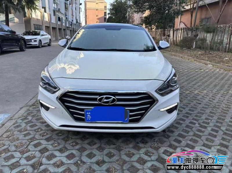 19年现代名图轿车抵押车出售