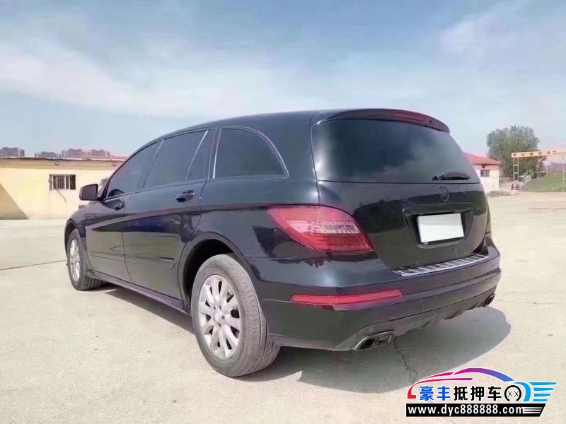 18年奔驰R轿车抵押车出售