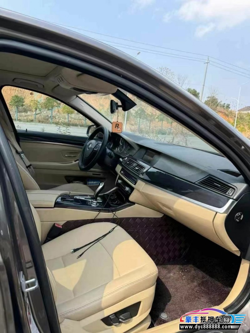 13年宝马5系轿车抵押车出售