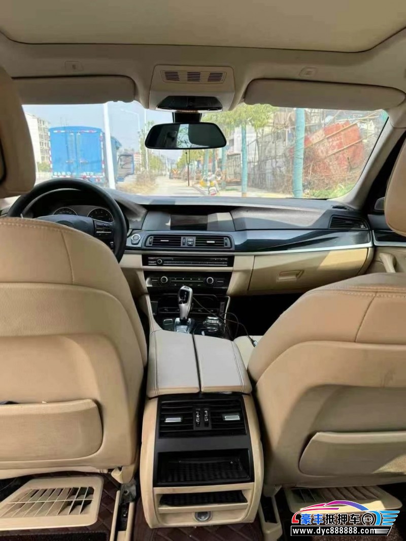 13年宝马5系轿车抵押车出售