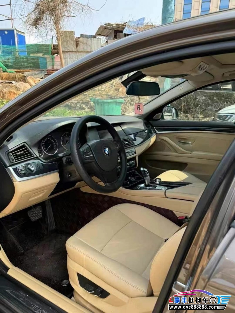 13年宝马5系轿车抵押车出售