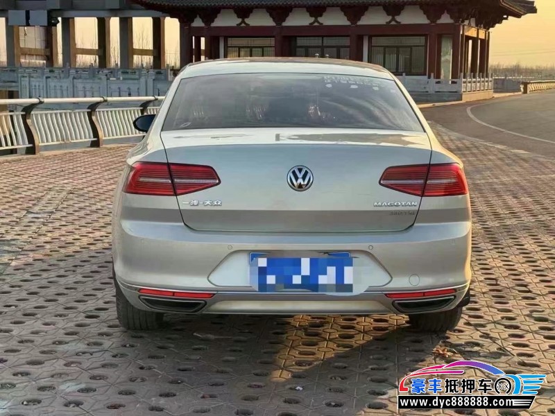 18年大众迈腾轿车抵押车出售