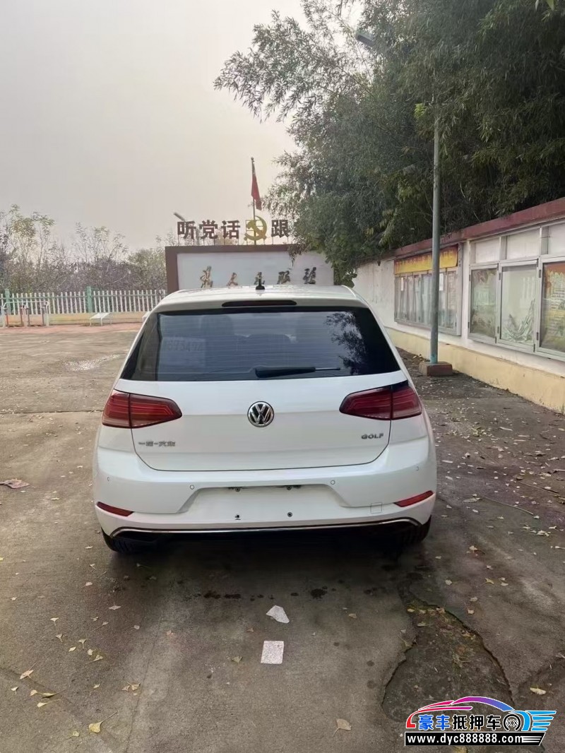 19年大众高尔夫轿车抵押车出售