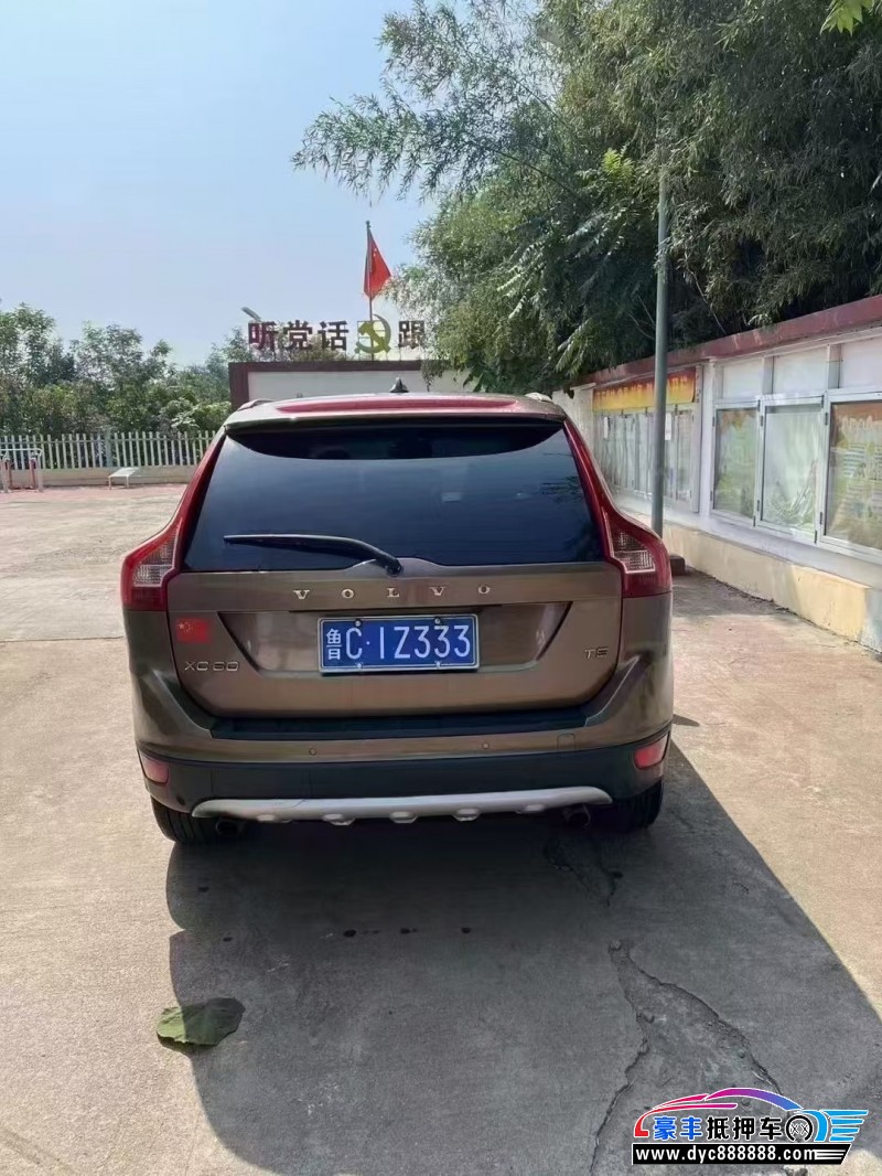 12年沃尔沃XC60轿车抵押车出售