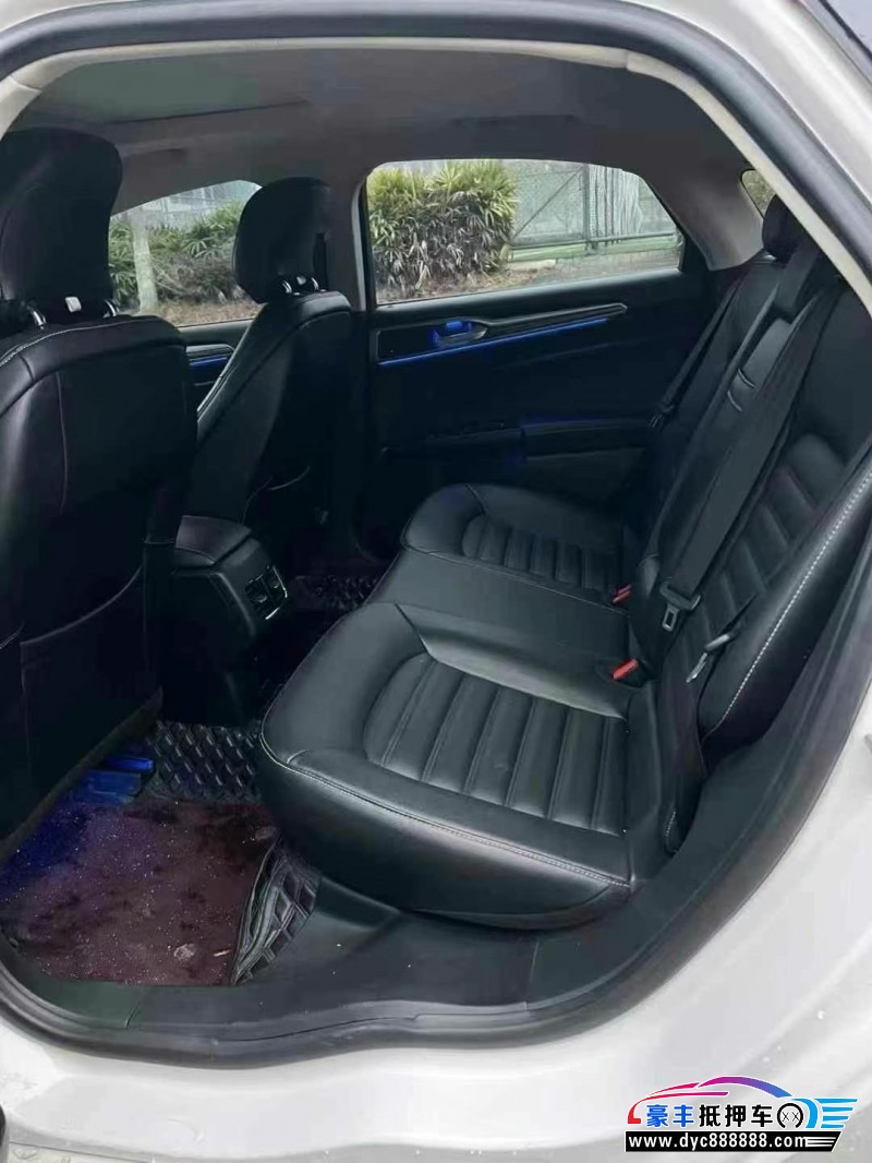 20年福特蒙迪欧轿车抵押车出售