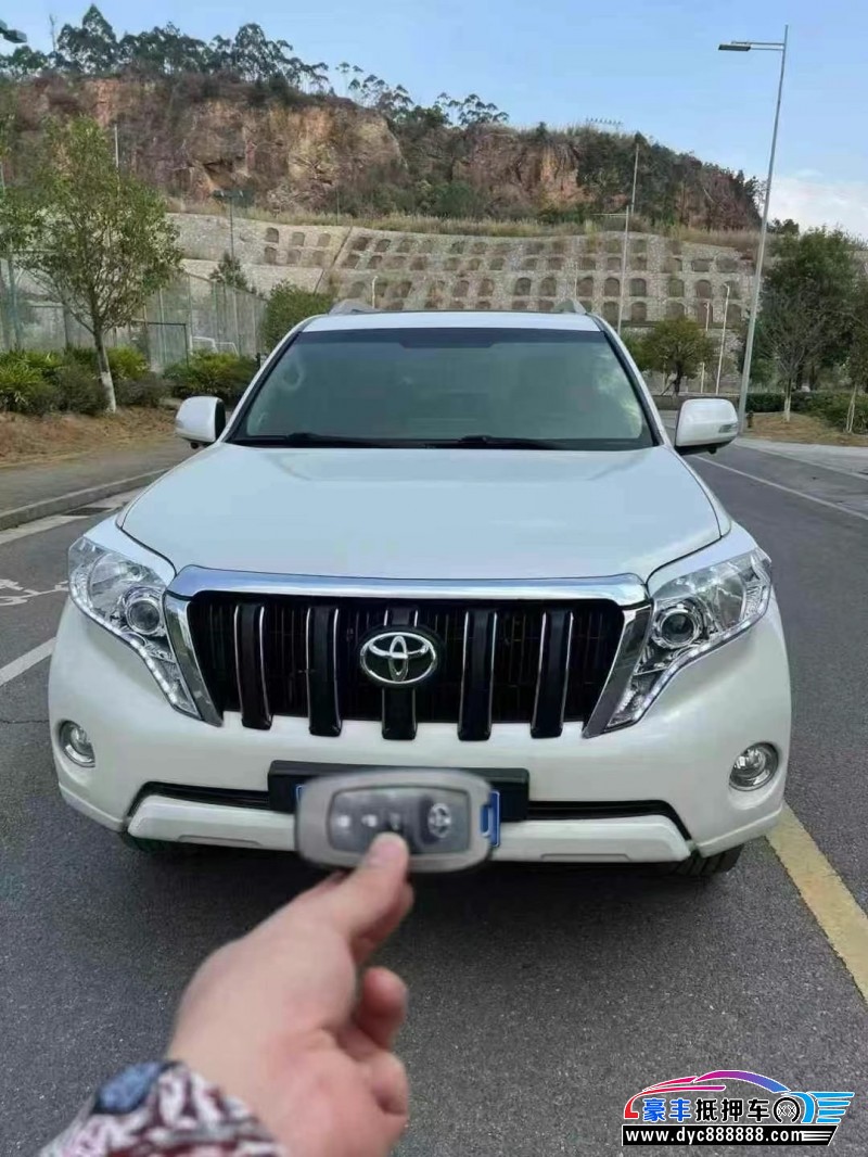 15年丰田普拉多（霸道）轿车抵押车出售