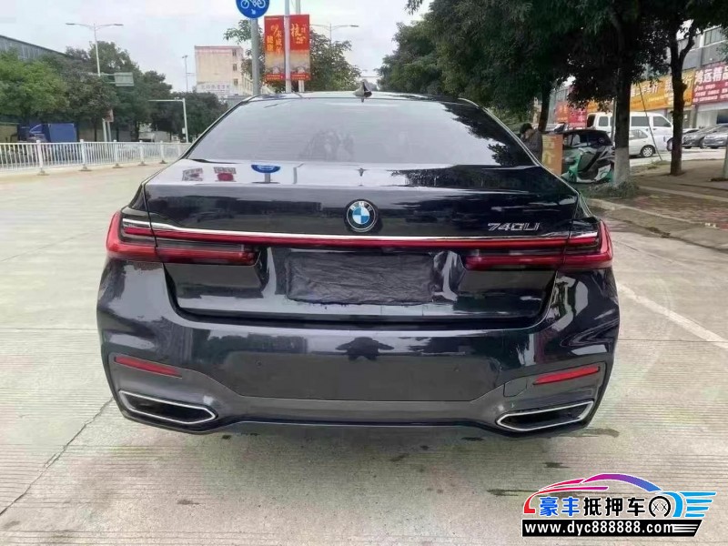 21年宝马7系轿车抵押车出售