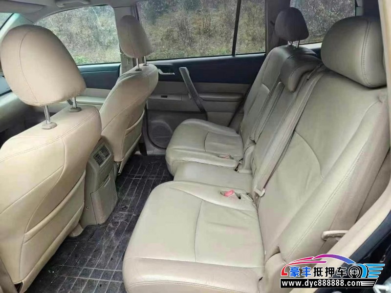 15年丰田汉兰达轿车抵押车出售