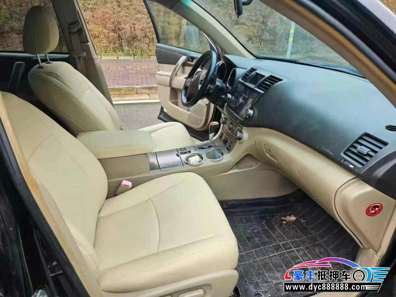 15年丰田汉兰达轿车抵押车出售