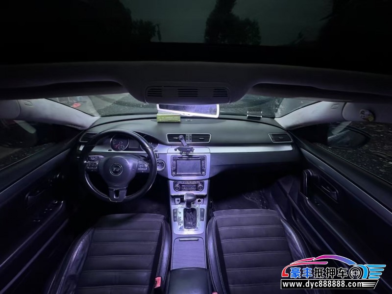 10年大众CC轿车抵押车出售