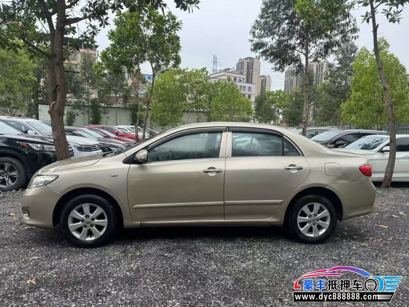 10年丰田卡罗拉轿车抵押车出售