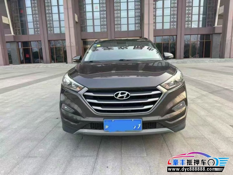 18年现代途胜轿车抵押车出售