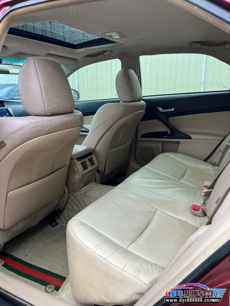 12年丰田锐志轿车抵押车出售