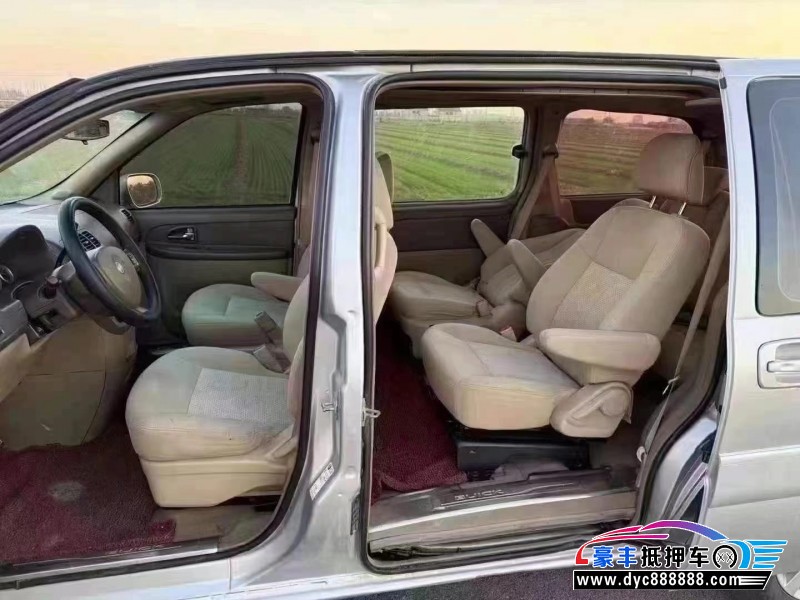 14年别克GL8MPV抵押车出售