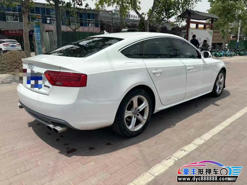 12年奥迪A5轿车抵押车出售