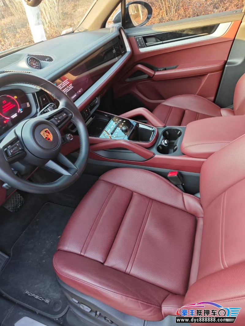 24年保时捷卡宴轿车抵押车出售