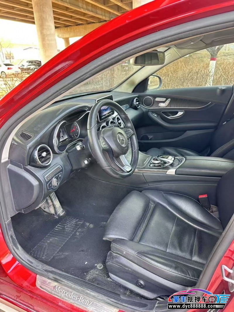 18年奔驰C轿车抵押车出售