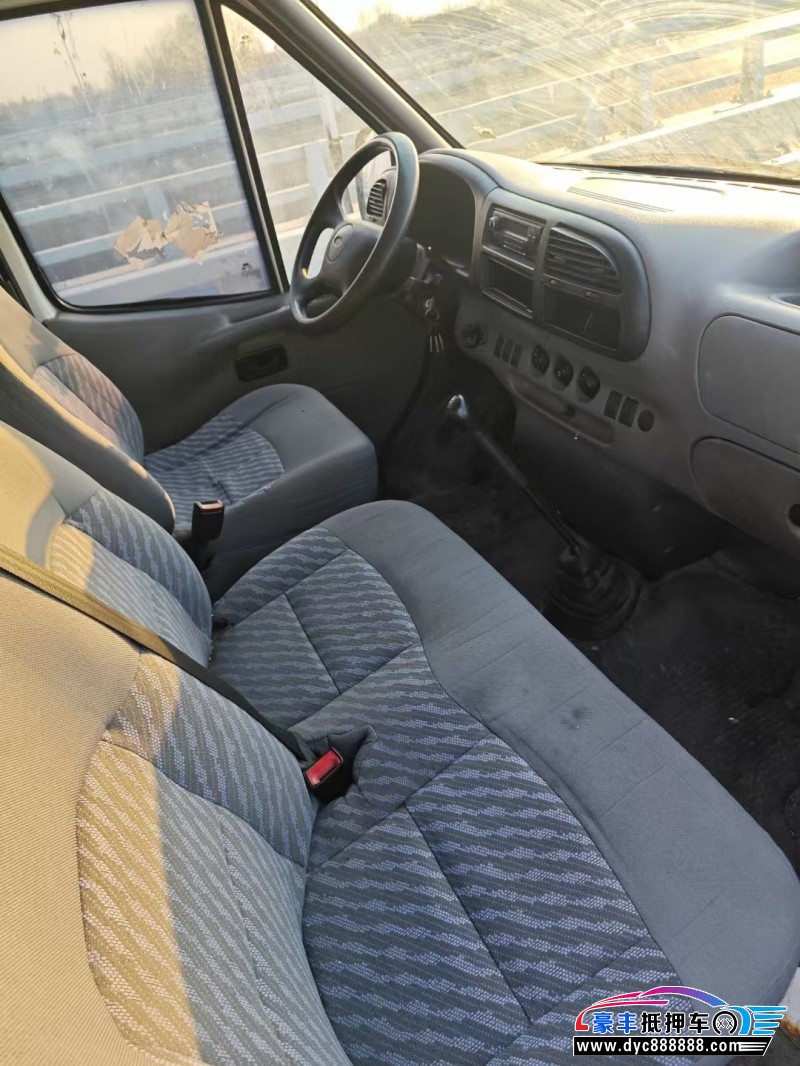 16年福特全顺轿车抵押车出售