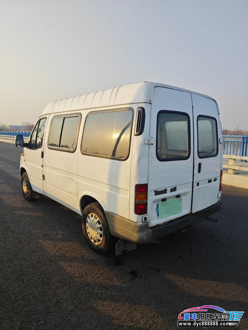 16年福特全顺轿车抵押车出售