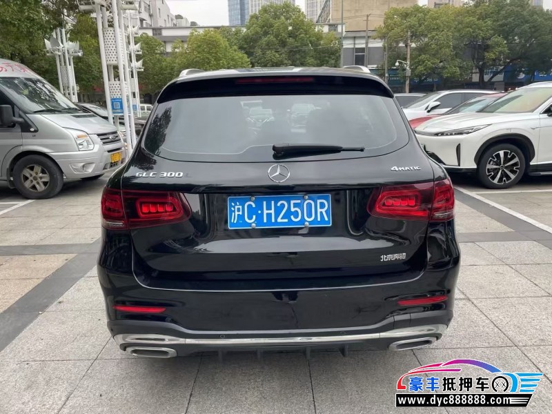 20年奔驰GLC轿车抵押车出售