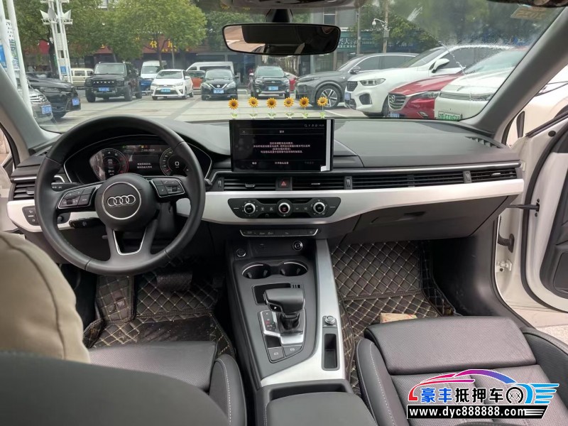 23年奥迪A4轿车抵押车出售