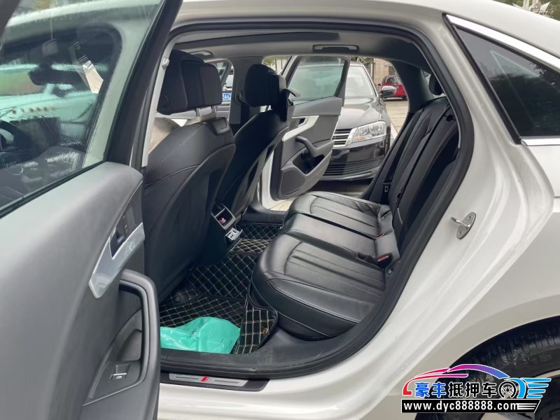 23年奥迪A4轿车抵押车出售