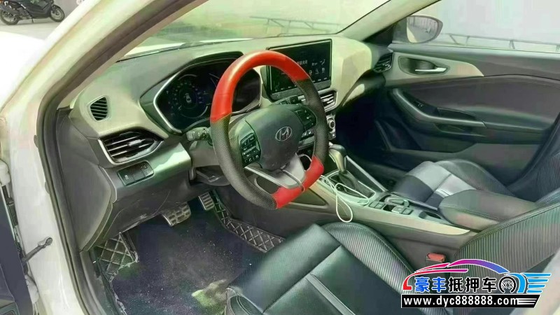 20年现代菲斯塔轿车抵押车出售