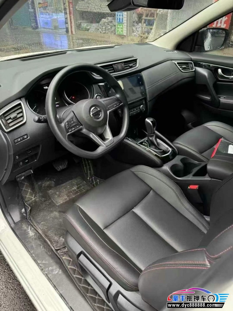 23年日产逍客轿车抵押车出售