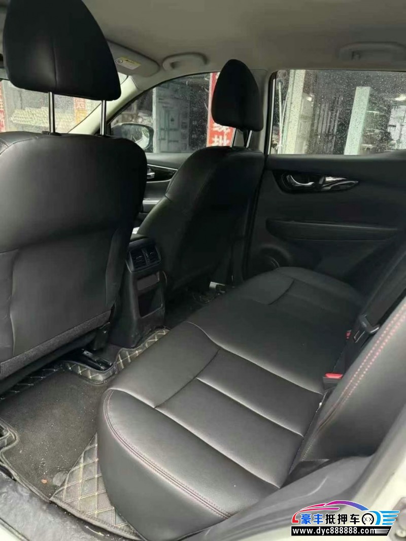 23年日产逍客轿车抵押车出售