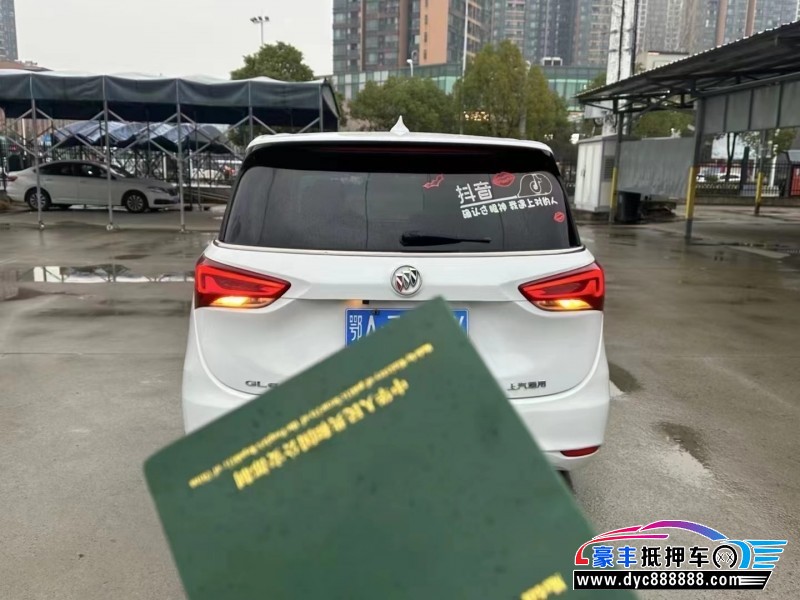 18年别克别克GL6轿车抵押车出售