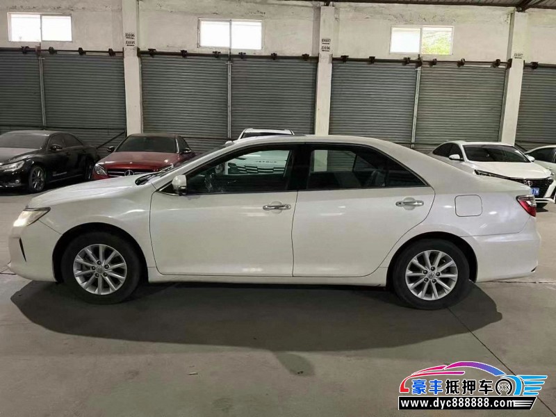 16年丰田凯美瑞轿车抵押车出售