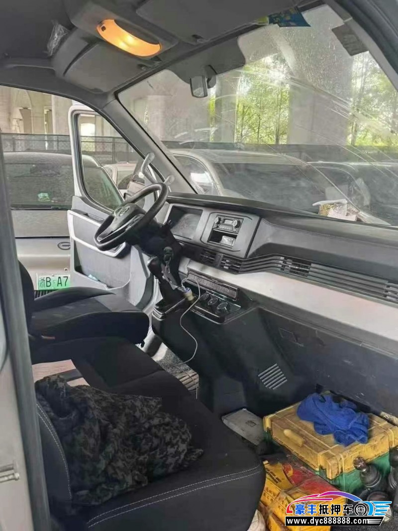 23年东风御风轿车抵押车出售