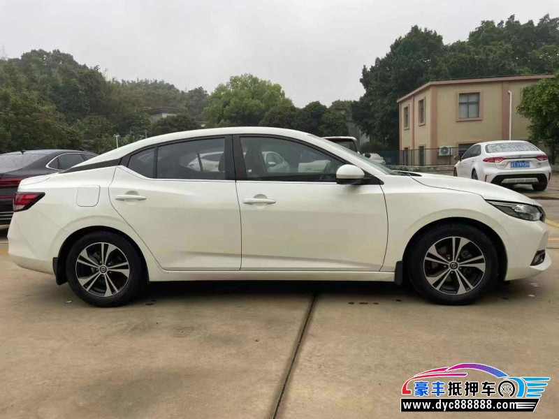 20年日产轩逸轿车抵押车出售