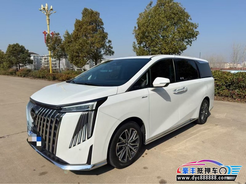 23年传祺M8轿车抵押车出售