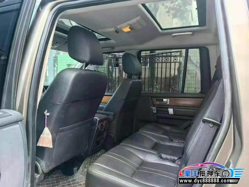 14年路虎发现4轿车抵押车出售