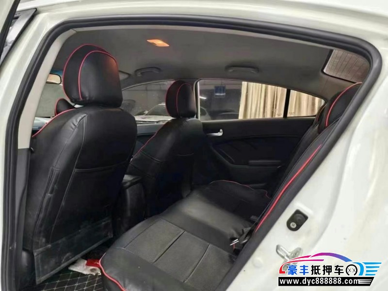 18年起亚K3轿车抵押车出售