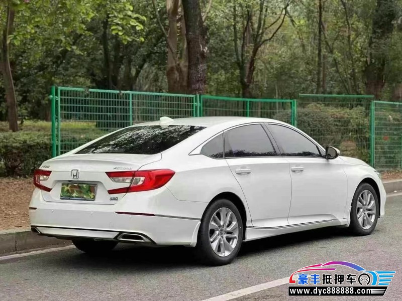 20年本田雅阁轿车抵押车出售